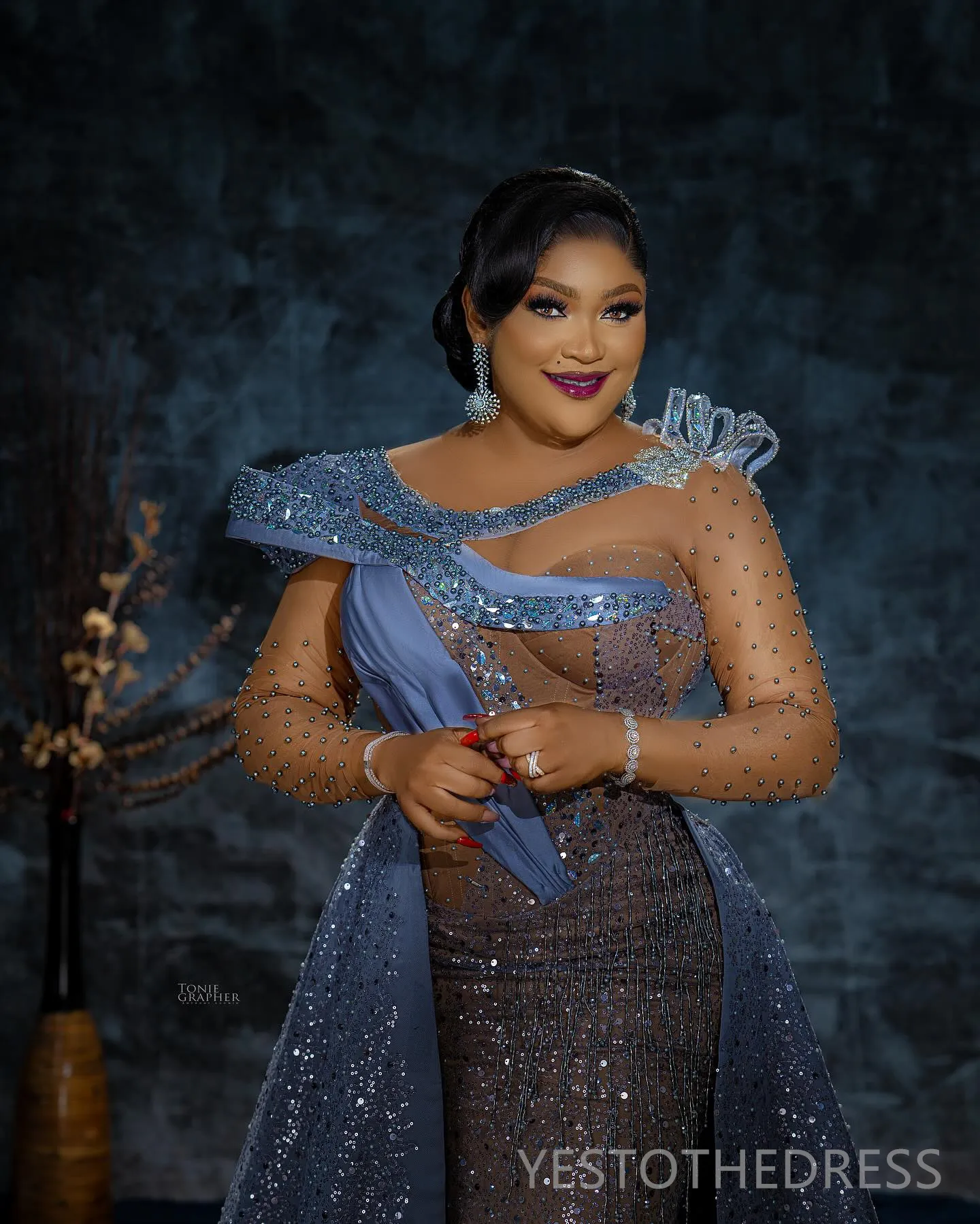 Luxury Blue Beading Long Sleeve Sheer Detachable Train Prom Dress Luxury Blue Beading Long Sleeve Sheer Detachable Train Prom Dress