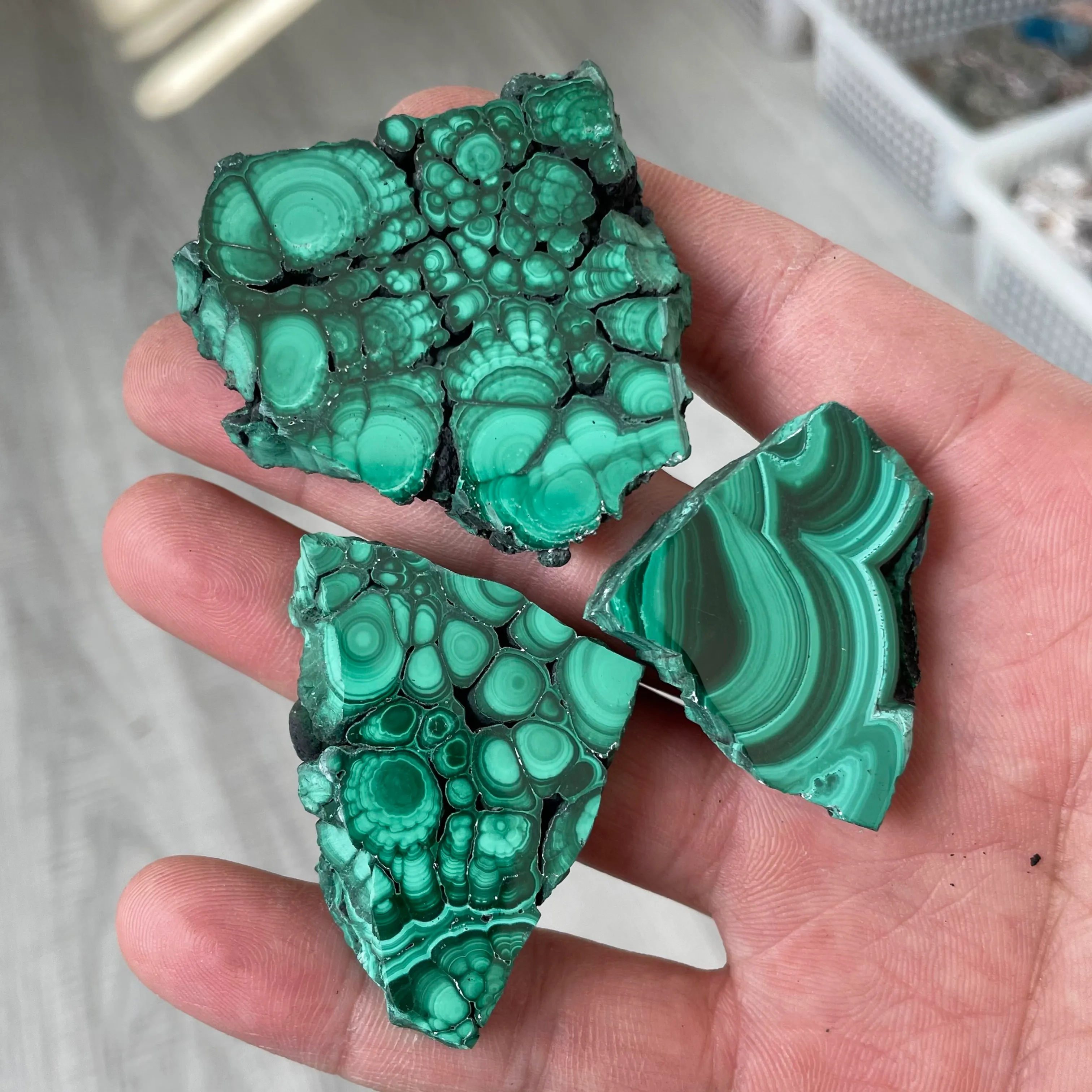 Malachite Slices: Unique Green Polished Crystals Rough Quartz Sheets for  Healing, Garden Decor