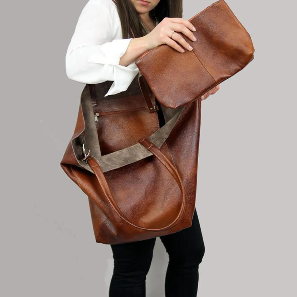 Multifunctional Retro Soft Leather Tote Set With High Capacity Shoulder