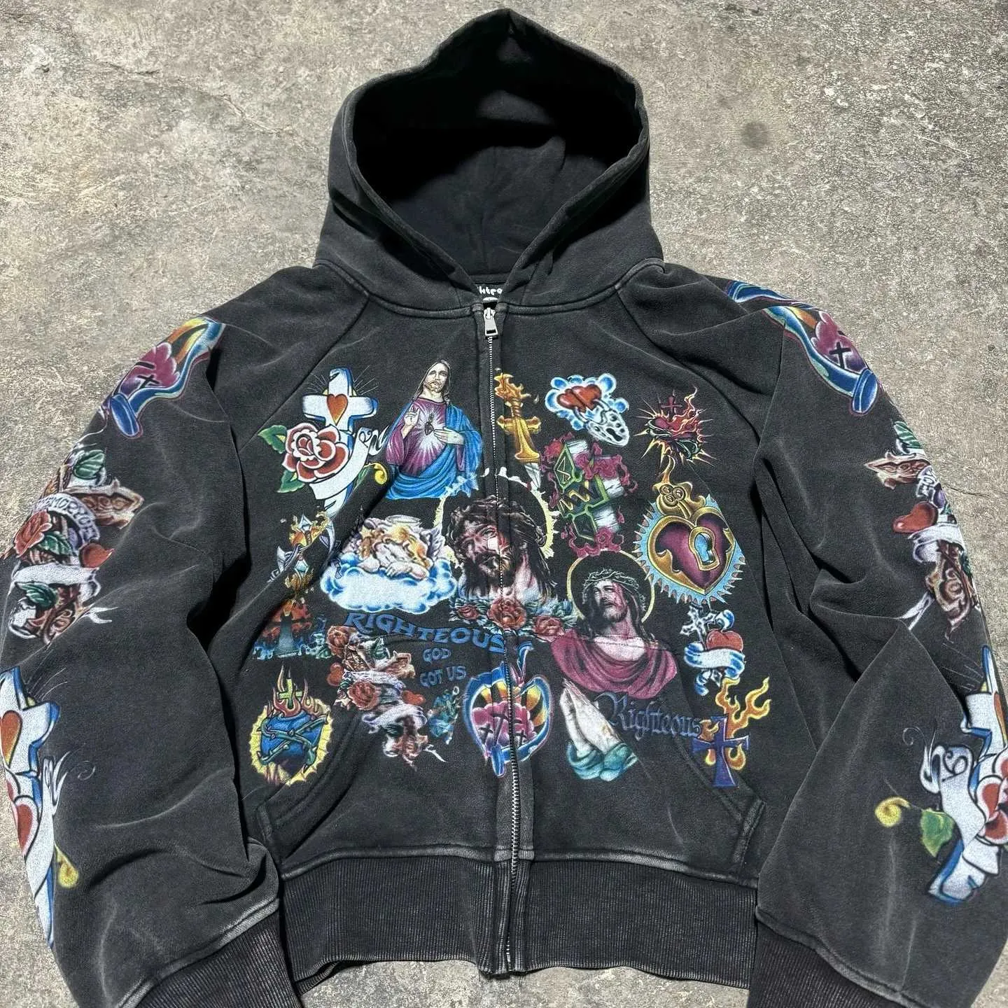 High Quality Retro Black Risen King Cropped Zip Up Tapestry
