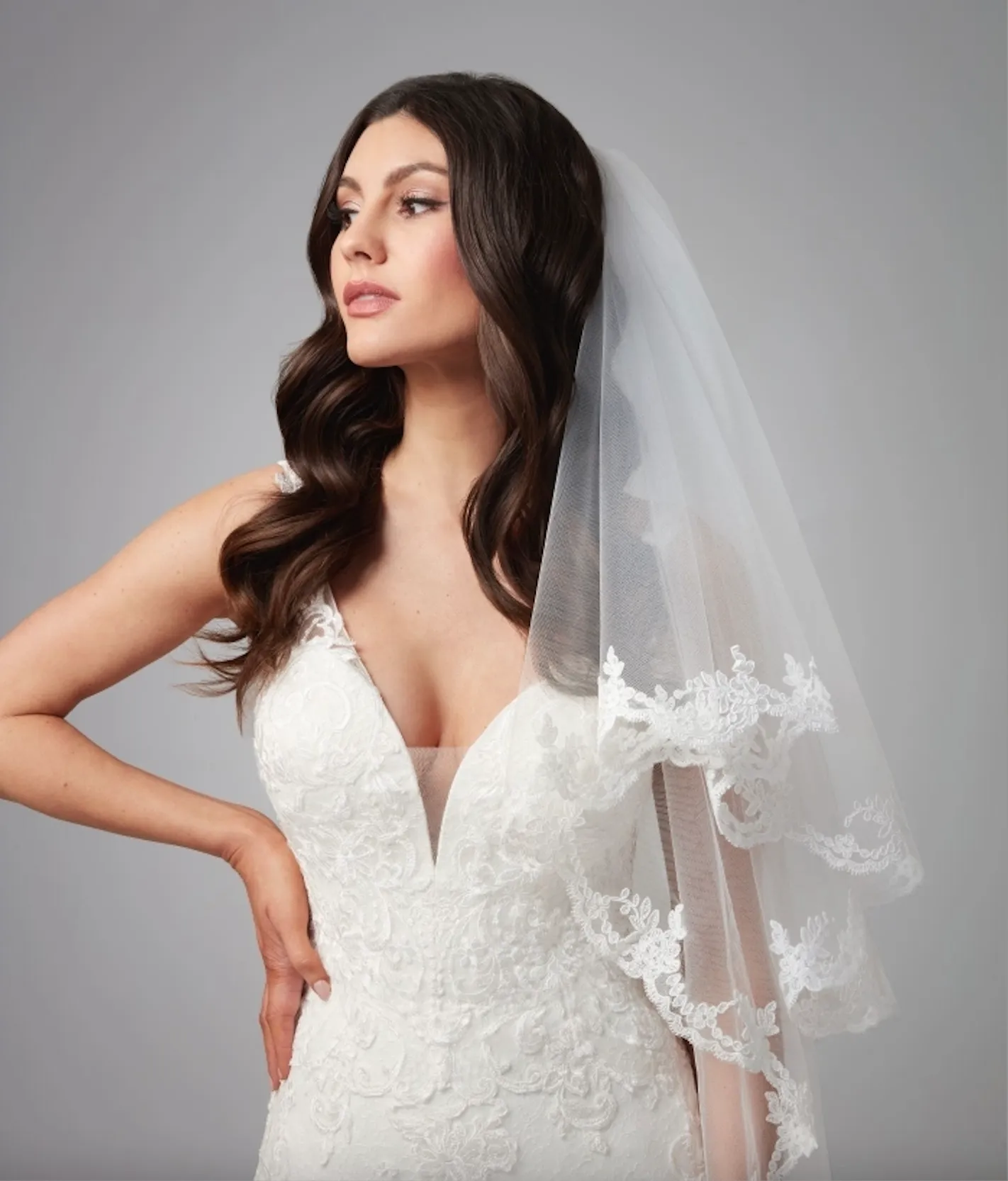 WED Bridal Veils Two Layer Lace Veil With Comb ... From Verycute, $15.25 |  DHgate.Com