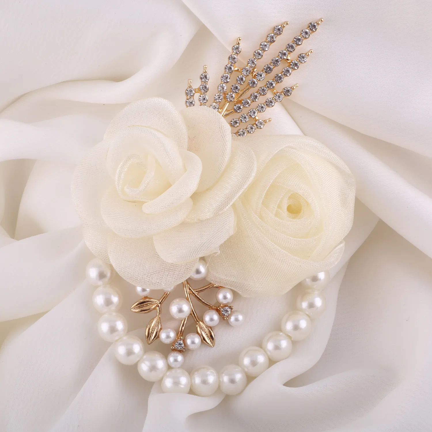 Corsage hand online