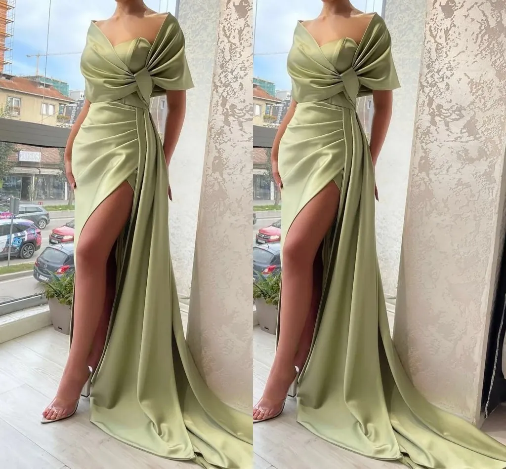 Appliqued Bodice Mermaid Dress With Slit Lemon Plus Size