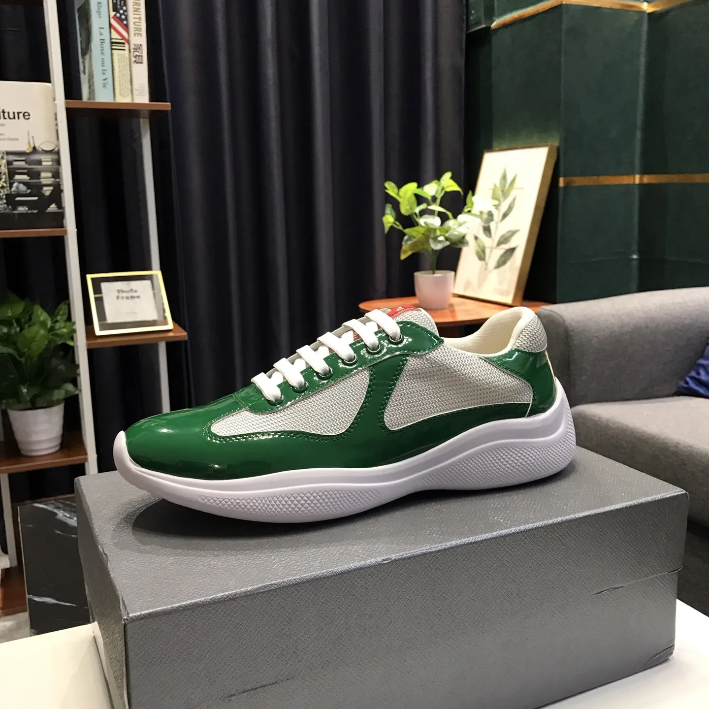 With Box P Parda Prad Shoe TOP Shoes Designer Prad Mens  display picture 1