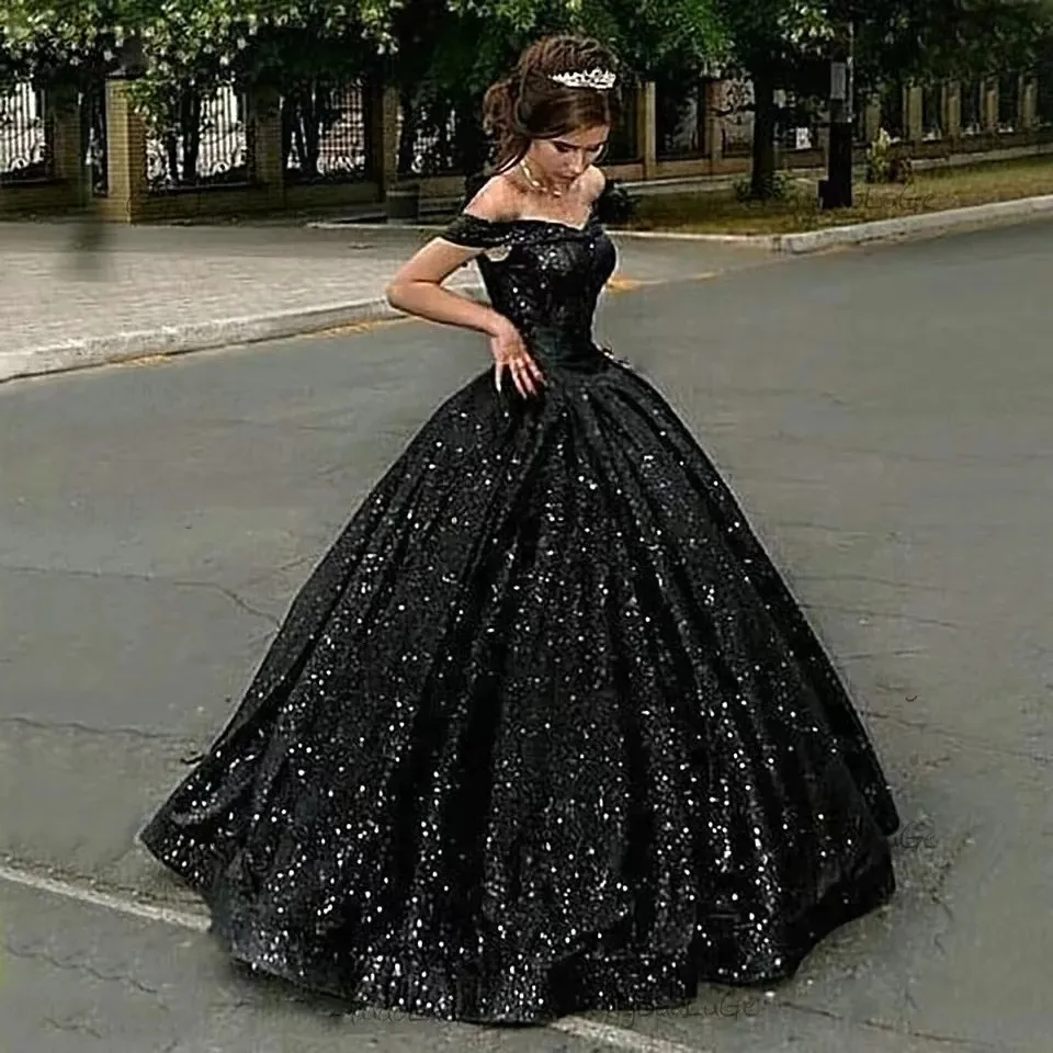 Gothic Bride Design Black Wedding Dresses Lace Long Sleeve O Neck Open  Backless A Line Vintage