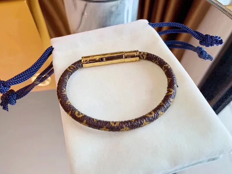 DHgate.com:brand designer bracelet Classic flower plaid