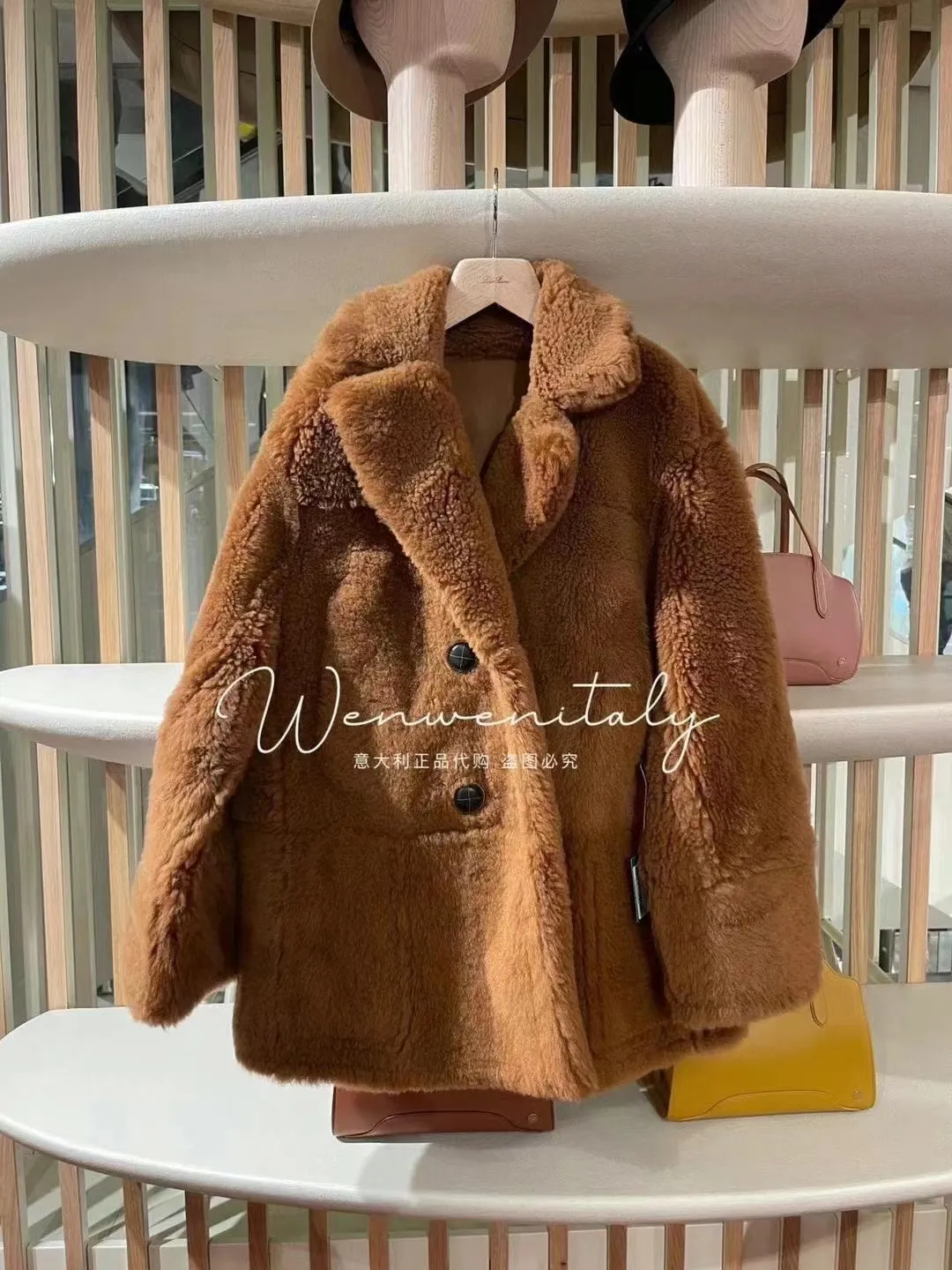Pelliccia da uomo autunno e inverno loro piana pelliccia calda marrone cappotto