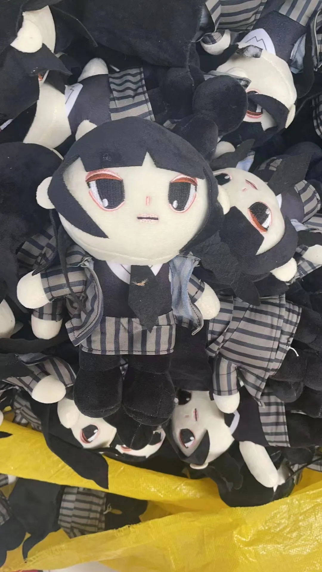 Jouet de Poupée en Peluche Adams Jouets en Peluche Adams de Dessin animé,  Mercredi Adams en Peluche, Wednesday Addams Peluche poupée pour Enfants et  Fans - Peluche - Achat & prix