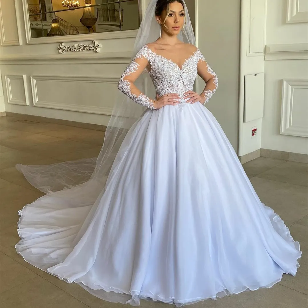 Ahorra a lo Grande en Compras al por Mayor de Lace De Vestido De Novia De  Escote De Ilusión Vestidos De Novia De Encaje De Cizallamiento Largo Y