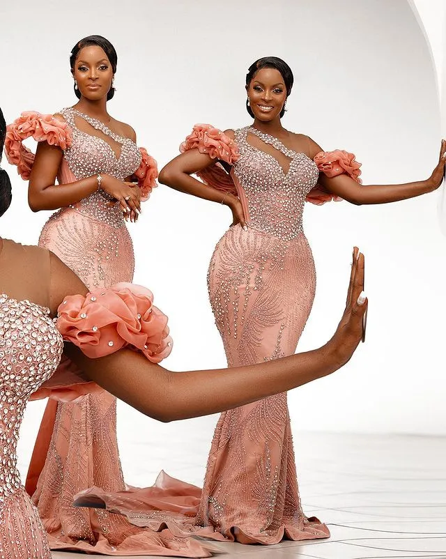 2023 Augustus Aso Ebi Roze Zeemeermin Prom Jurk Kristallen