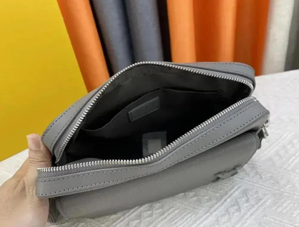 Men s Designer Envelope Wallet Crossbody Bag Luxury Leather Shoulder Satchel Secure Magnetic Flap Purse Pouch