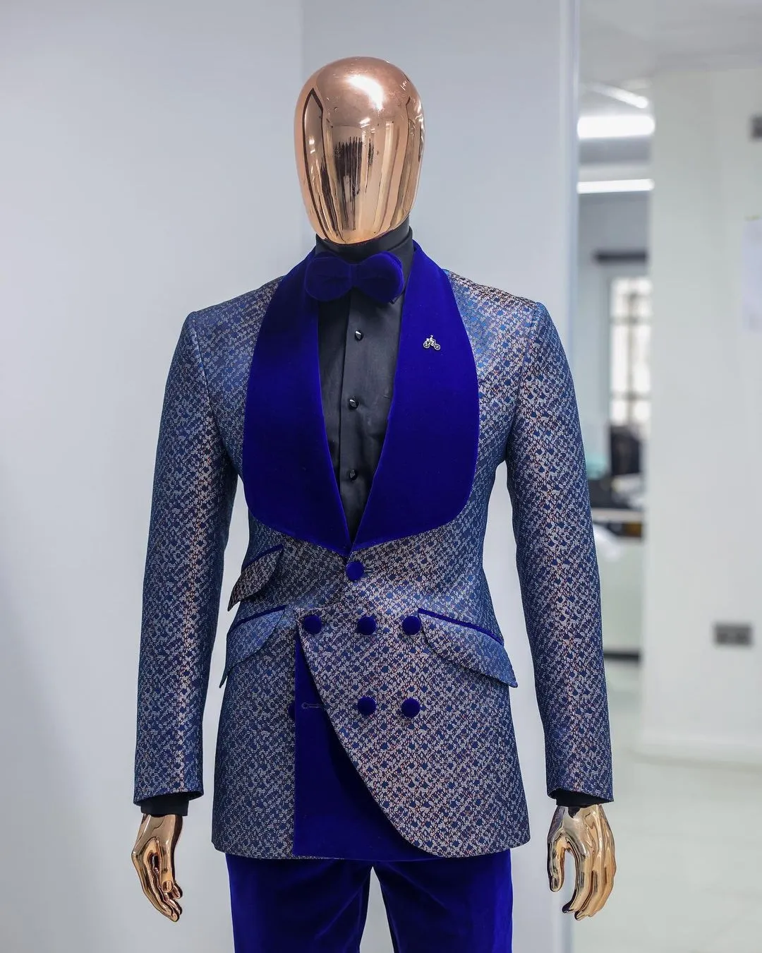 Royal Blue 2 Piece Peak Lapel Jacquard Men's Prom Suits