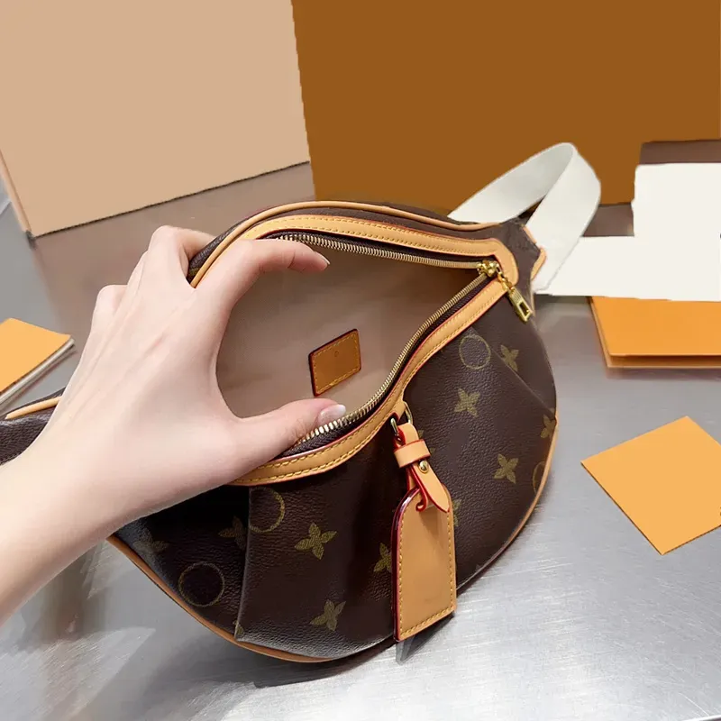 Luxury Designer Bumbag for Women Mens Crossbody Bags Waist Presbyopia Designers Belt Bag Fanny Packs Man Bum Bag Old Flower Purse Fannypack 238302D