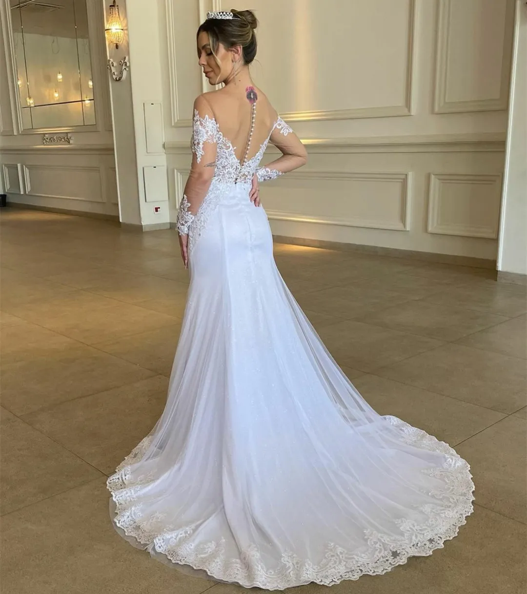 White Satin Lace O-Neck Button Back Sweep Train Long Sleeve Wedding Dress White Satin Lace O-Neck Button Back Sweep Train Long Sleeve Wedding Dress