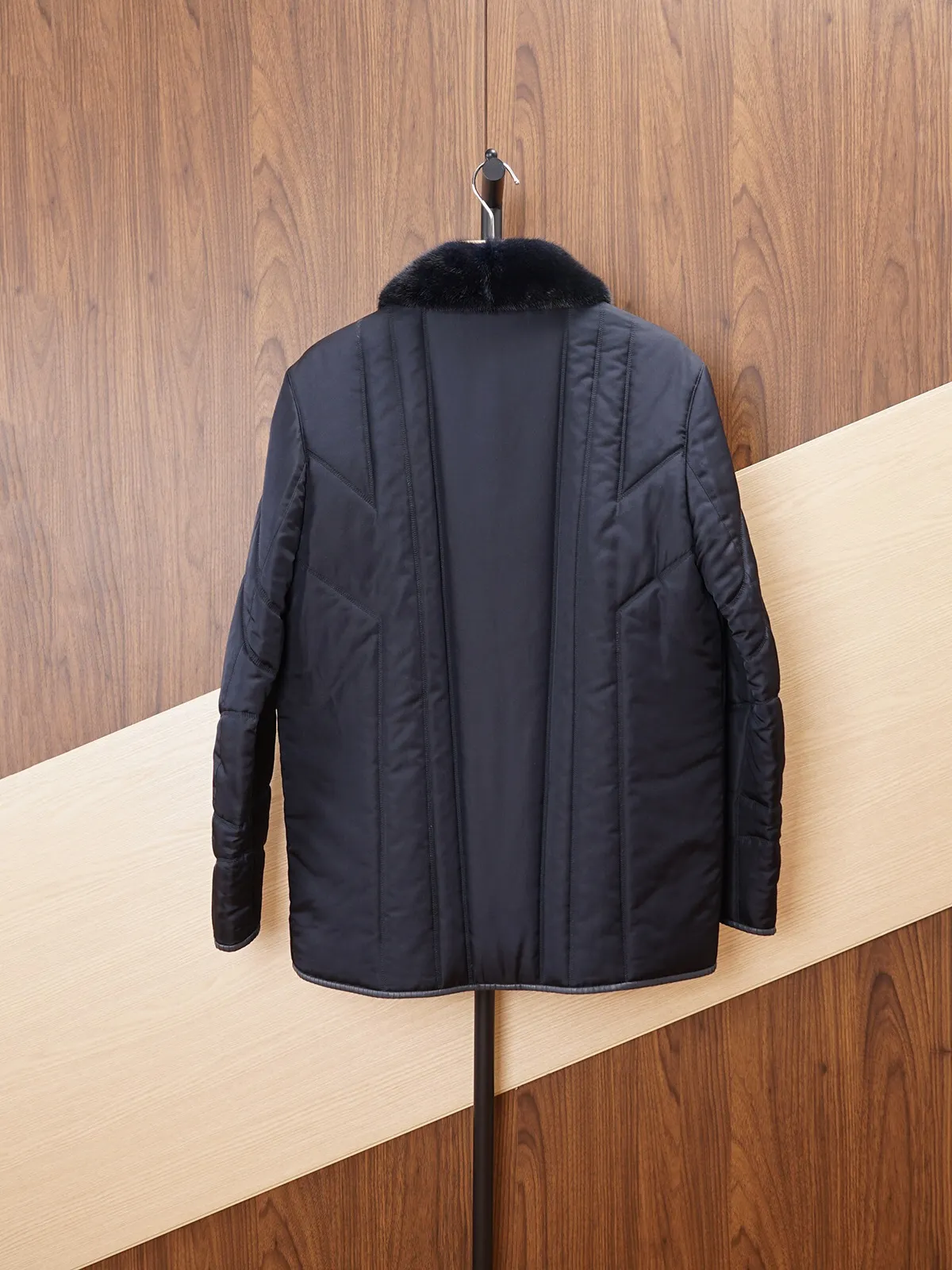 Musto duck down jacket hotsell