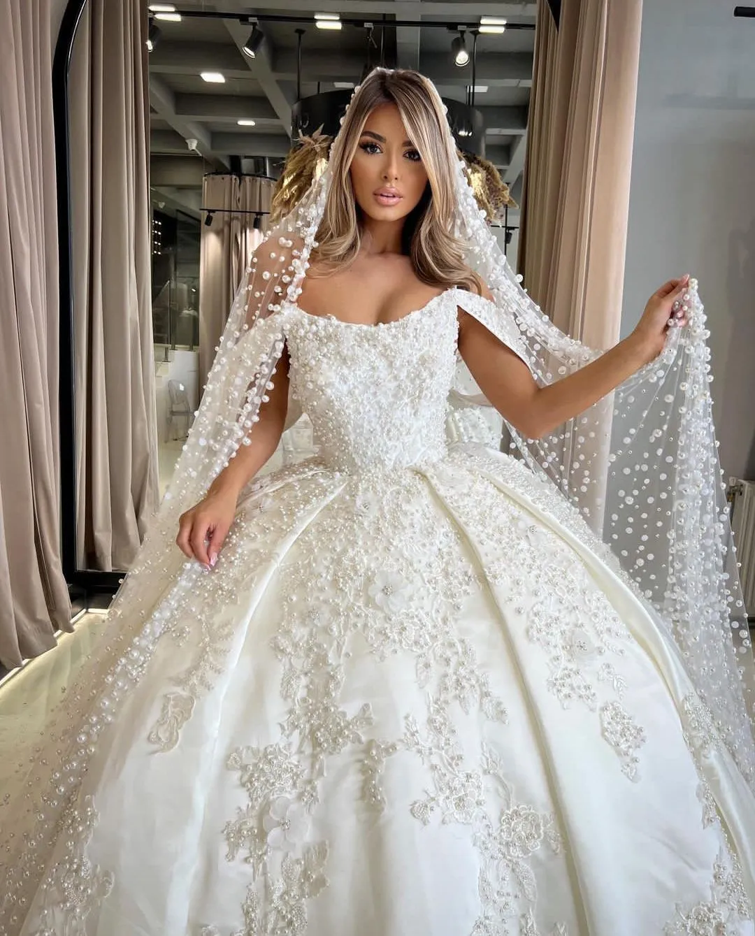 Sequins Matte Satin Ball Gown Wedding Dress Sequins Matte Satin Ball Gown Wedding Dress
