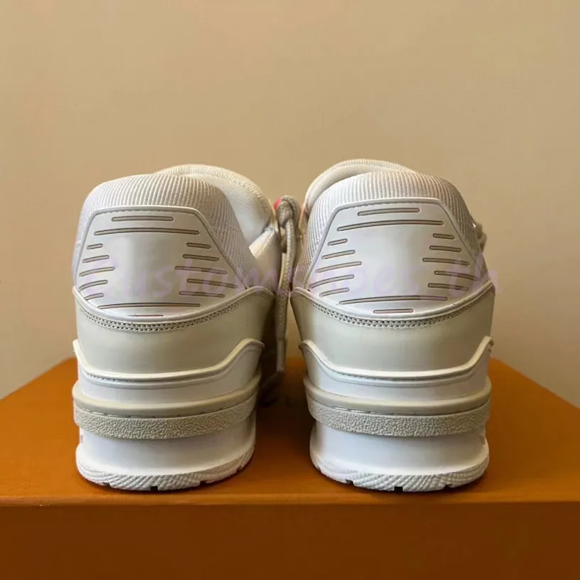 Nike shop platform trainer