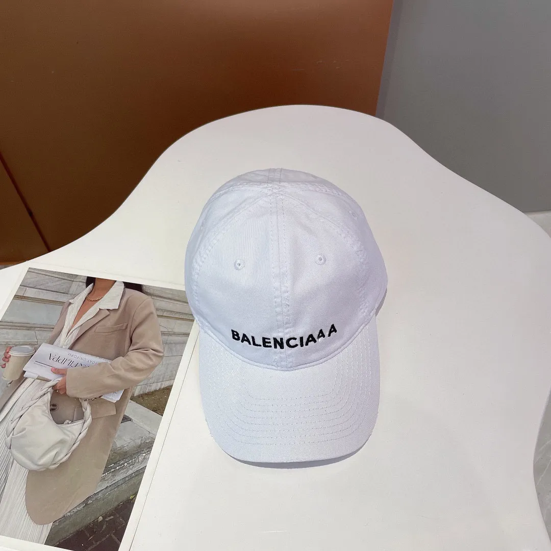 womens balenciaga cap