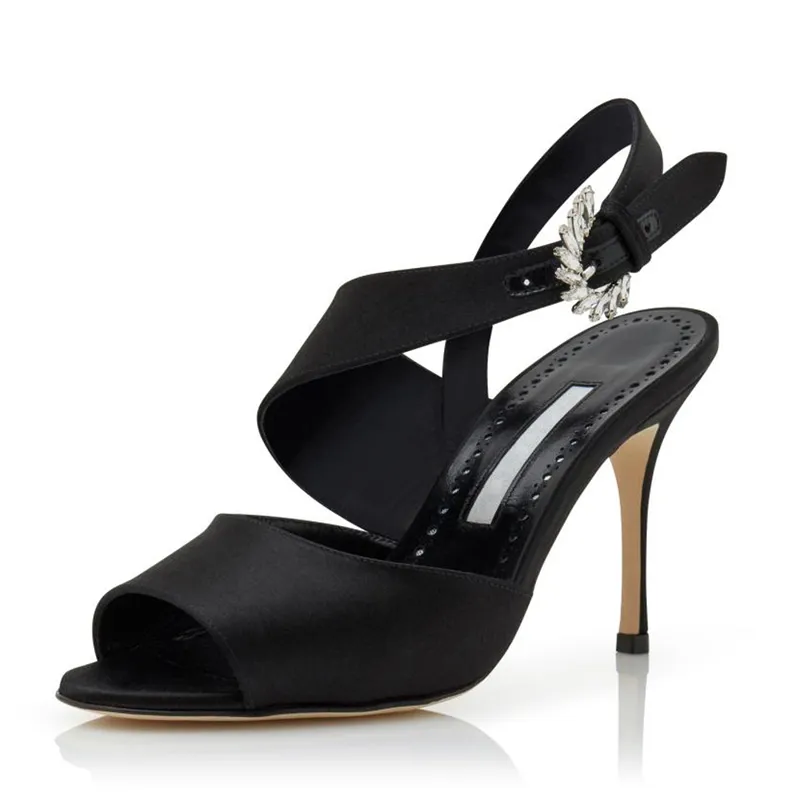Ladies cream sale heels