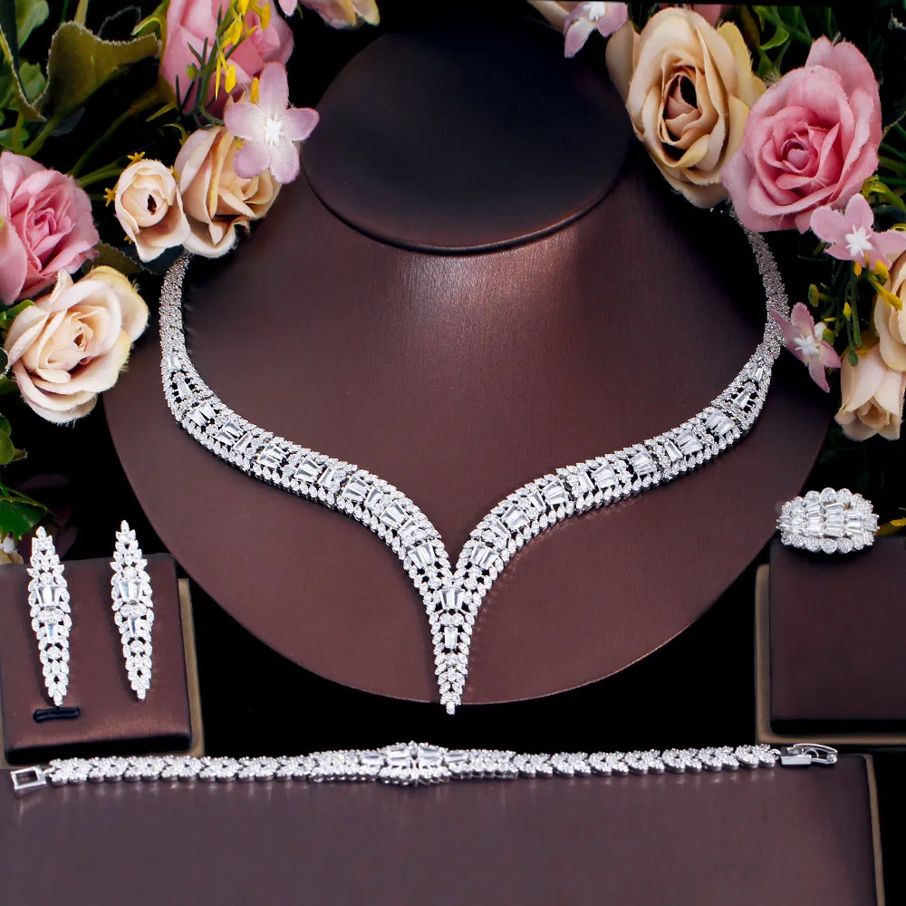 Jóias De Ouro De Dubai Conjunto Inspirado: 925 Anéis De Noivado De Diamante  De Prata Esterlina, Colar, Bracelete Para Mulheres Para Mulheres De $325,13  | DHgate, image size:1000x1000