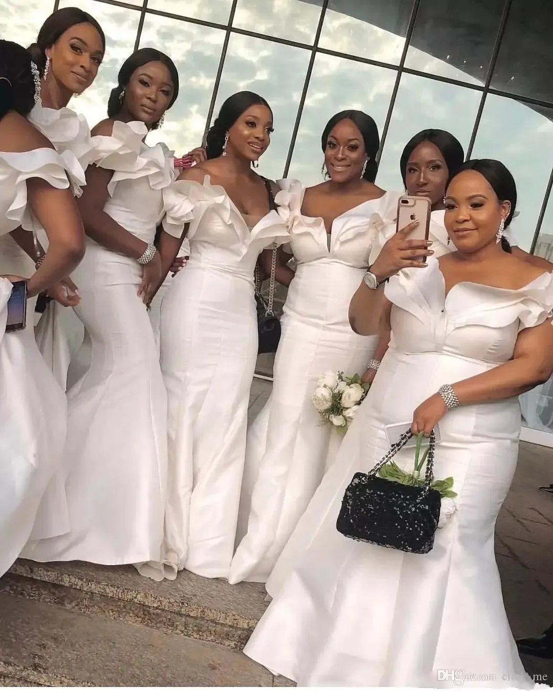 Off Shoulder Mermaid Bridesmaid Dresses Long Satin Ruffles Cap Sleeves Wedding Guest Dress 2024