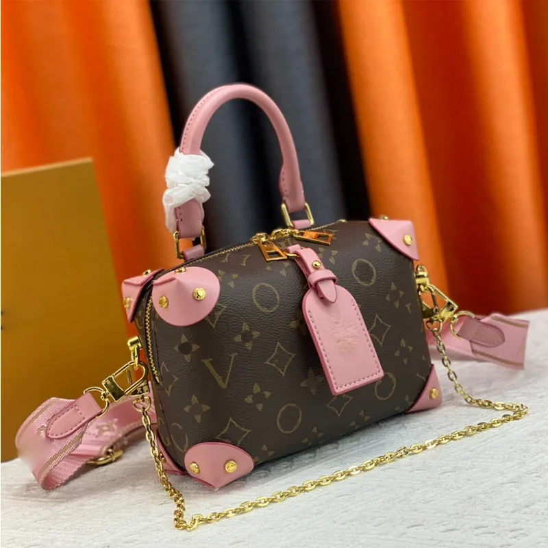 NWT Victoria's Secret Mini Shoulder Bag Purse Crossbody V-Quilt V Logo Pink  | eBay