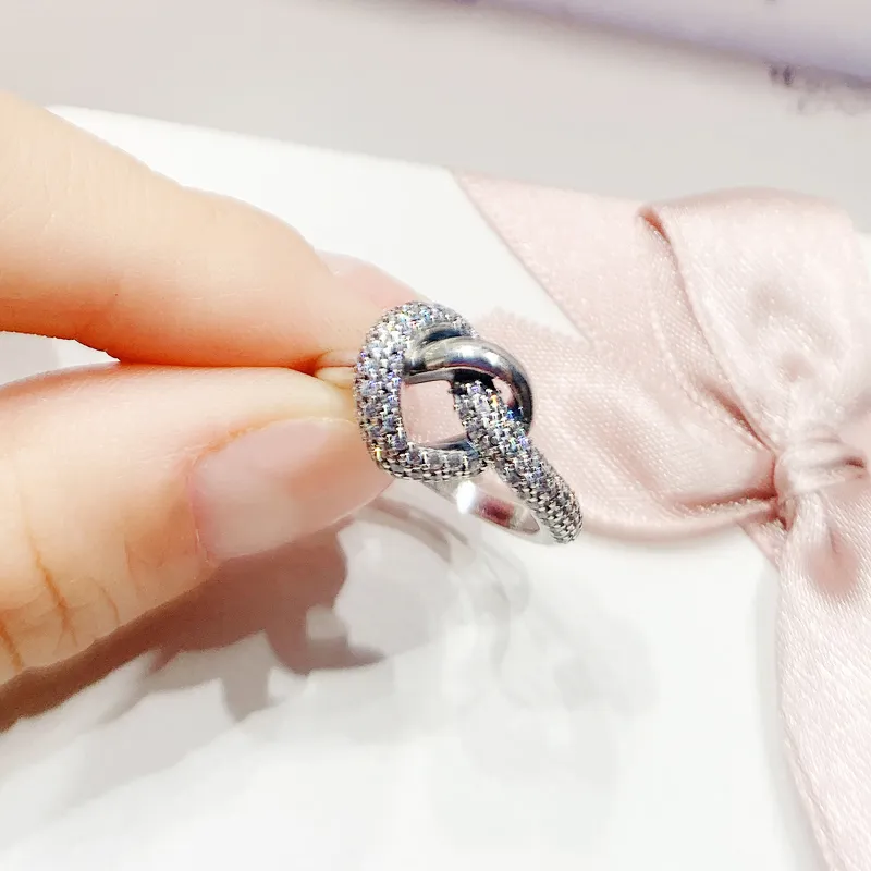 Knotted heart 2024 ring pandora