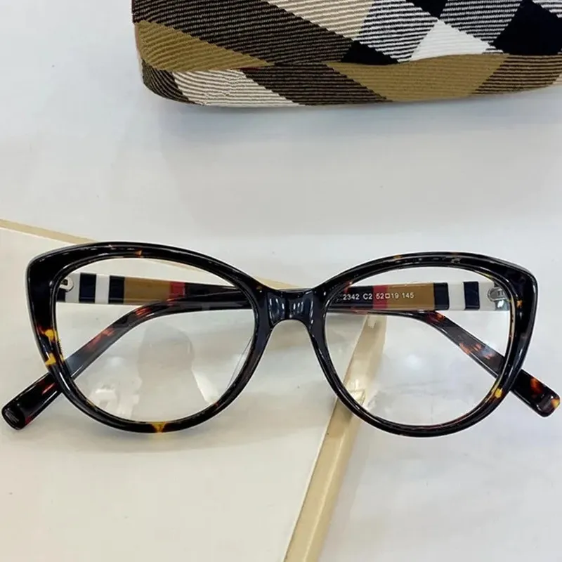 Las mujeres m s nuevas Sexy Cateye Tabl n Gafas Marco 52 19 145 Importado Fullrim Pata a cuadros para gafas graduadas caja completa