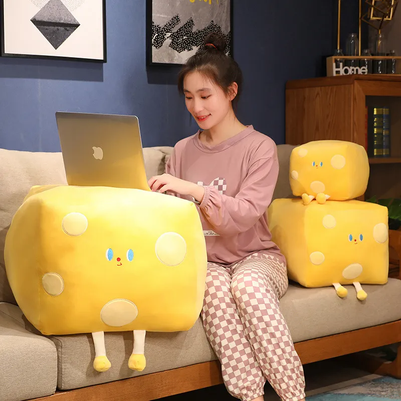 Butter yellow pillows discount