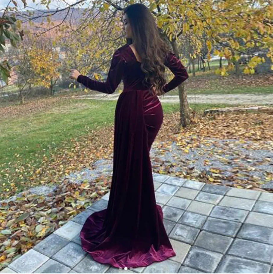 Long sleeve velvet dress plus size hotsell