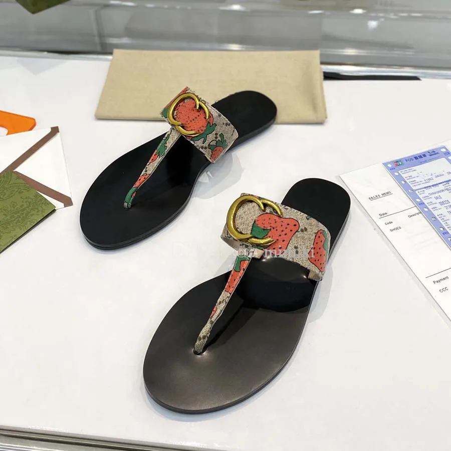 Thin black hotsell flip flops