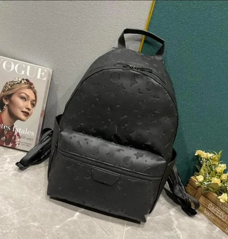 Discovery 7A Genuine Leather men Backpack embossed Leather Designer Men Backpacks Luxury Satchels School Bag For Man Laptop Bags Travelling bag