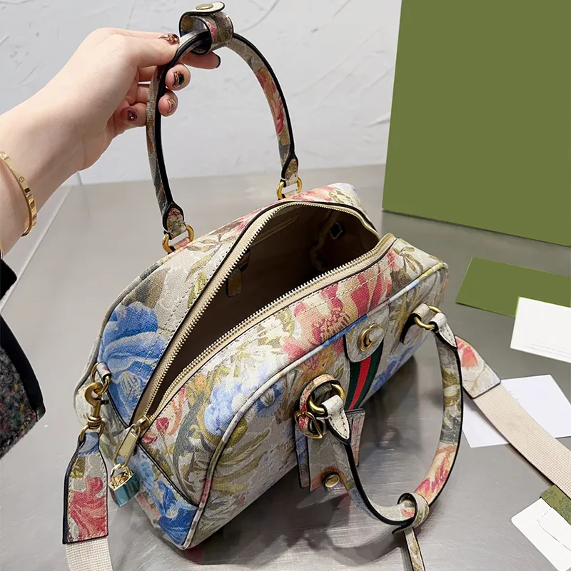 DHgate Floral Leather Boston Bag with Letter Stripe Versatile Tote Handbag for Women and Men 2024 Gift Box Included Bags Luggage Accessories