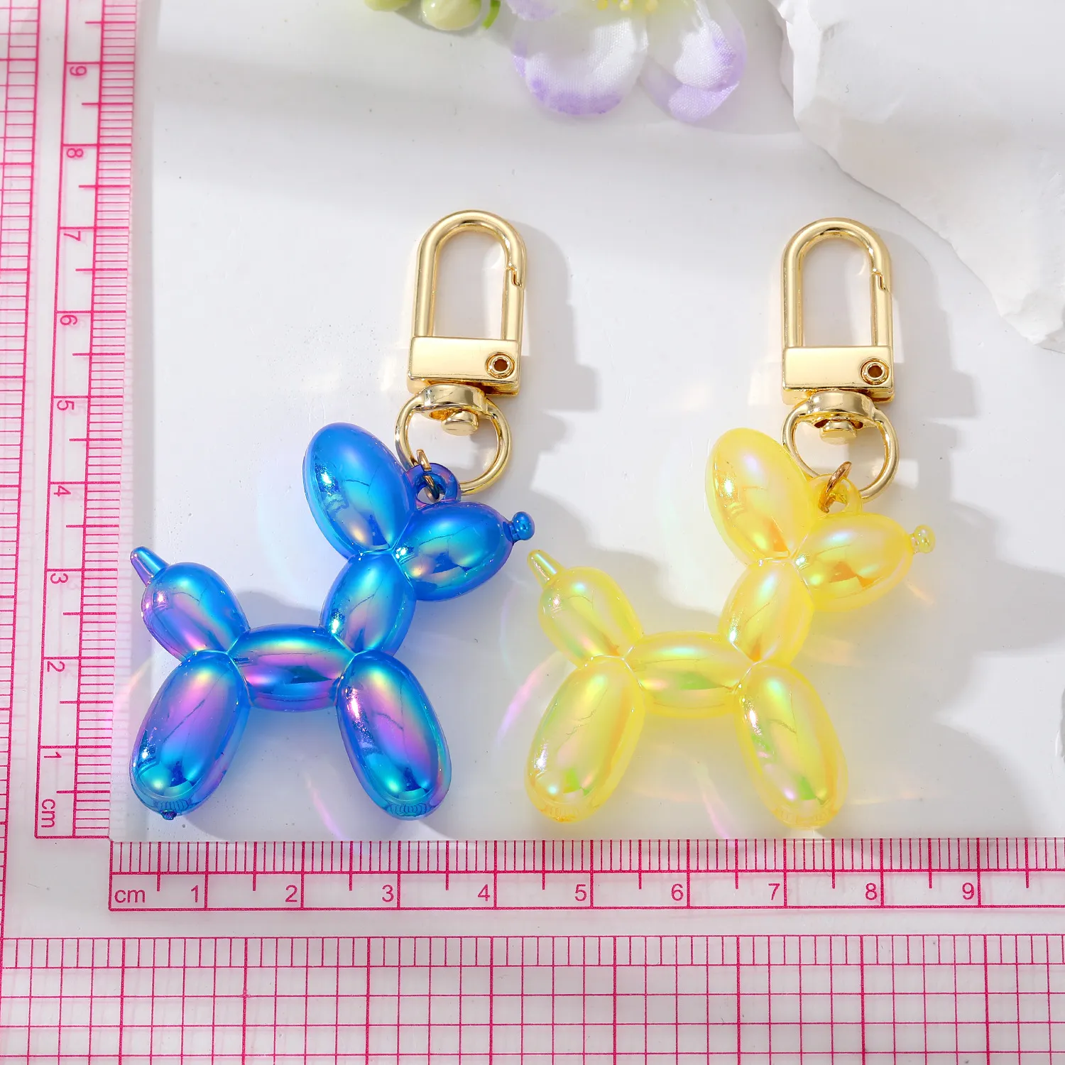 Creative Laser Plastic Resin Balloon Dog Keychain Pendant Fashion Cartoon Animal Bag Car Keychains Jewelry Gift In Bulk