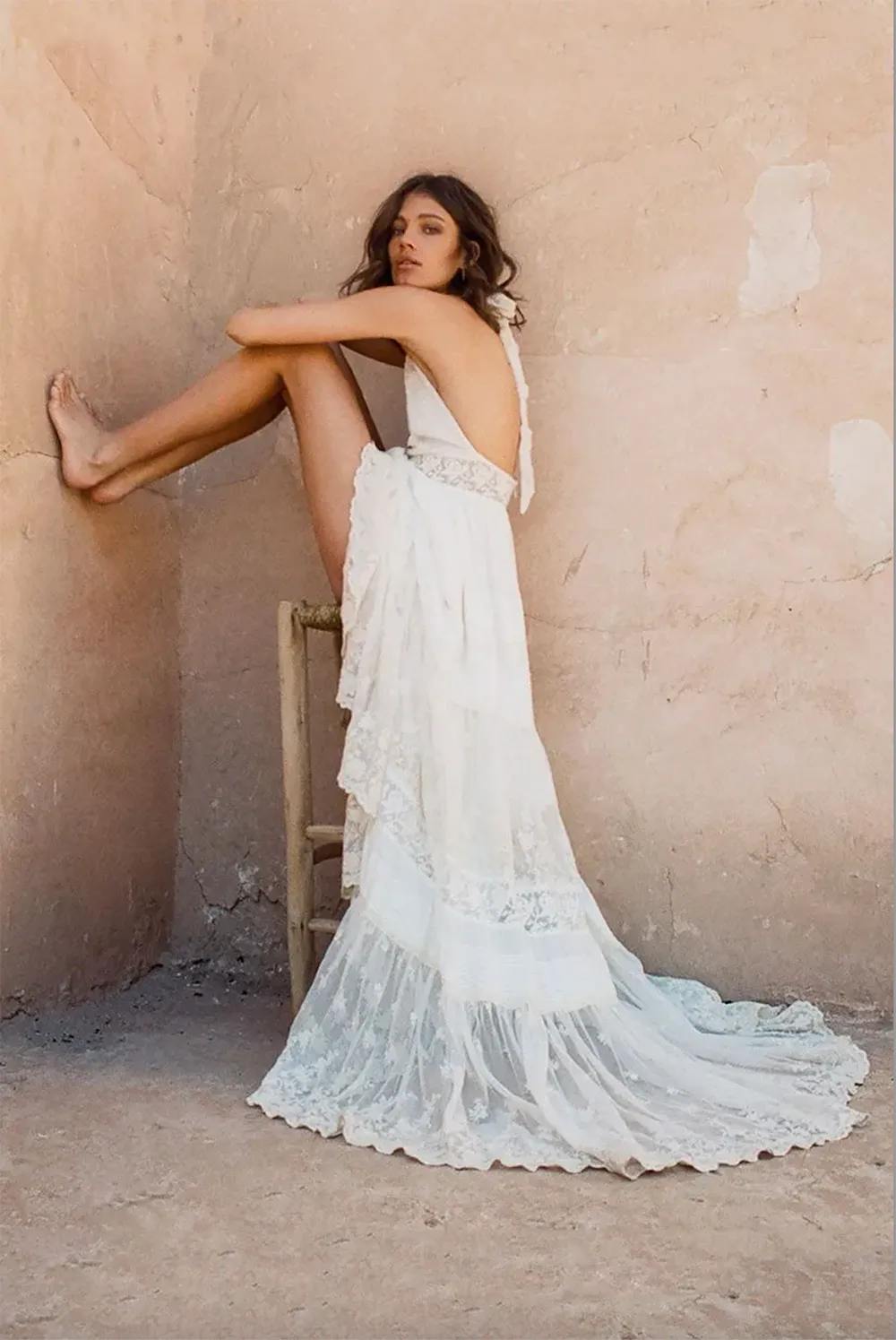 Bohemian Lace Halter Wedding Dress, Backless Juliet Sleeve, Sweep Train Bridal  Gown With Applique Embroidery, Built In Bra, Basque Waist For Beach Or Boho  Weddings From Missbeautydress, $147.88 | DHgate.Com