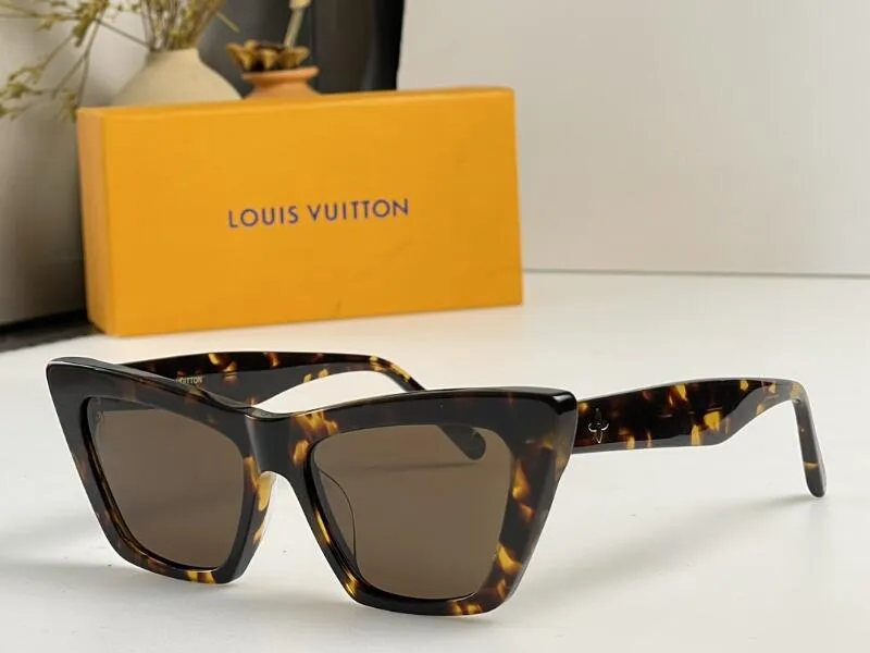 Fendave Z1723E Cat Eye Sunglasses for Women and Men with  display picture 3