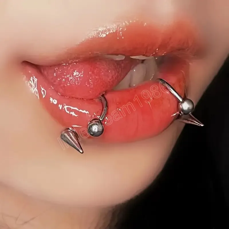 Hoop monroe piercing hot sale
