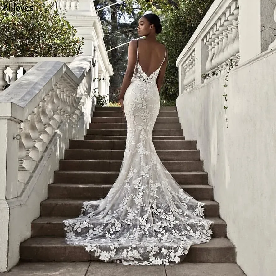Sexy Spaghetti Straps Mermaid Wedding Dress With Lace Appliques Sexy Spaghetti Straps Mermaid Wedding Dress With Lace Appliques