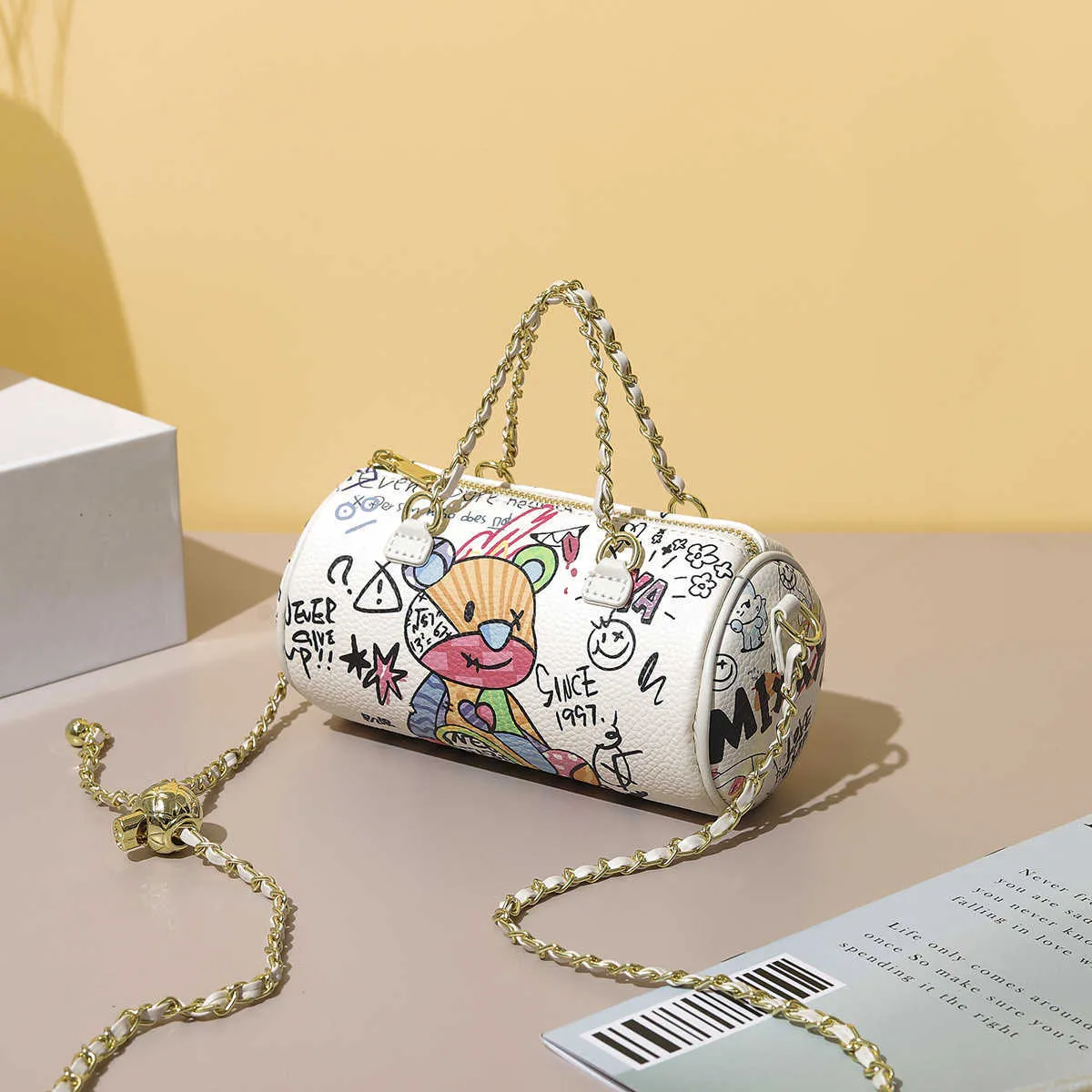 Little Bear Graffiti Cylinder Bag 2023 New Fashion Trend Women S Handheld Small Round One Shoulder Cross Body Chain 230529 From 18 42 DHgate