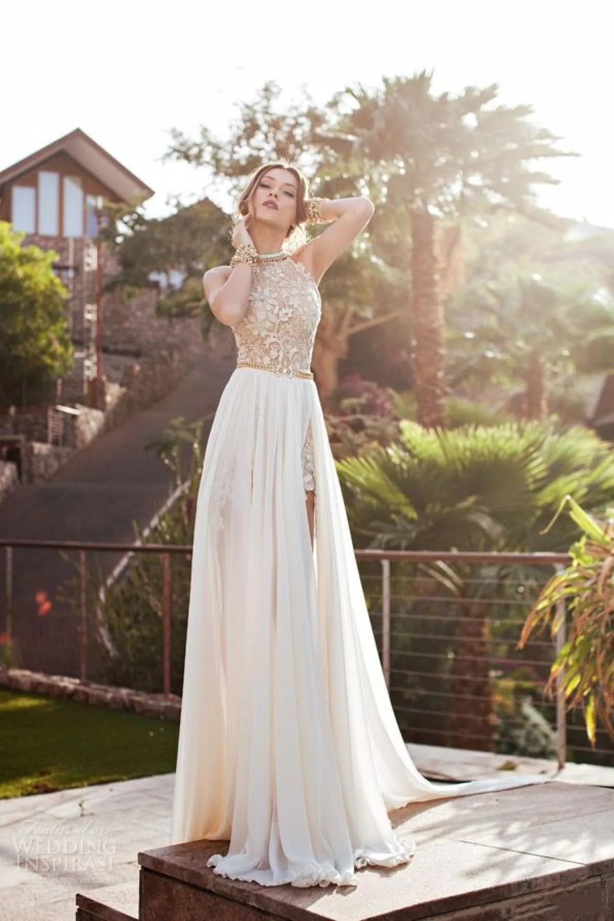 Bohemian Halter Neck Chiffon sheath wedding dress with Appliques and Lace Chiffon - 2023 Collection Bohemian Halter Neck Chiffon sheath wedding dress with Appliques and Lace Chiffon - 2023 Collection