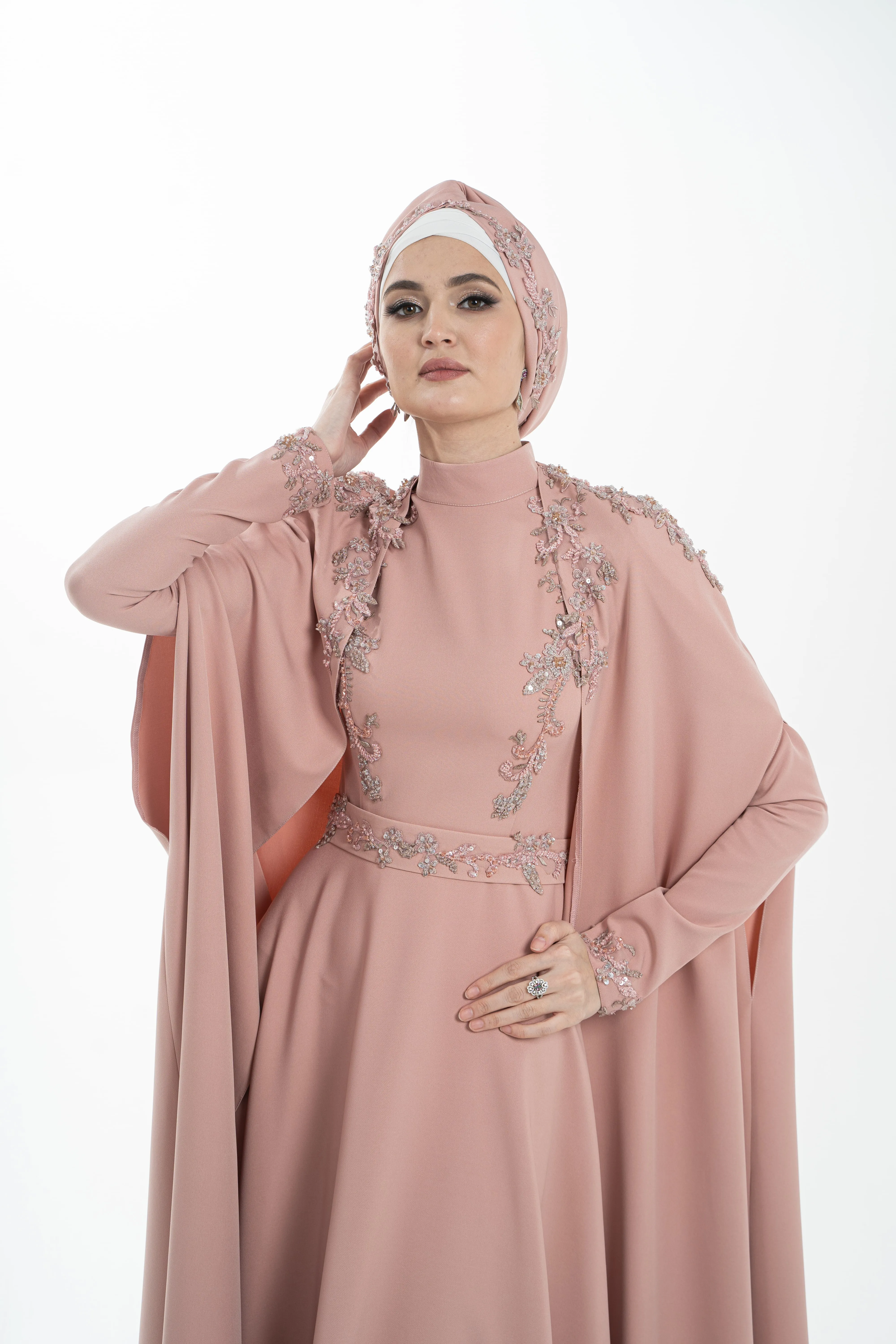 green emerald velvet dress Green Velvet slamic Gold Embroidered Beaded Hijab Engagement Party Dr   Sultan Dress