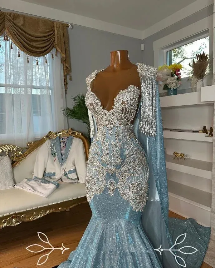 Celebrity V-Neck Plain Lace Mermaid Evening Dress Celebrity V-Neck Plain Lace Mermaid Evening Dress