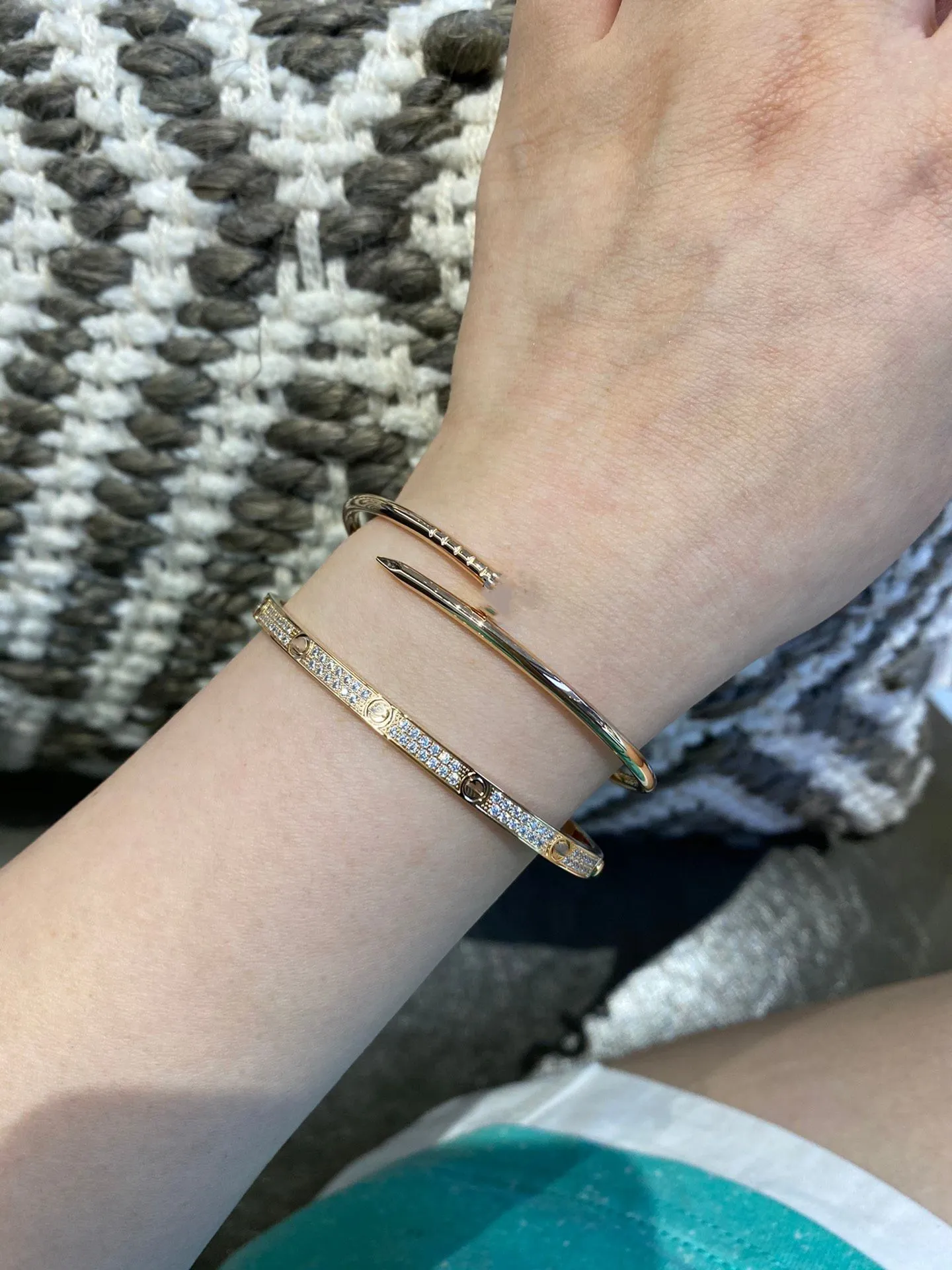 Nail bracelet with diamonds hotsell