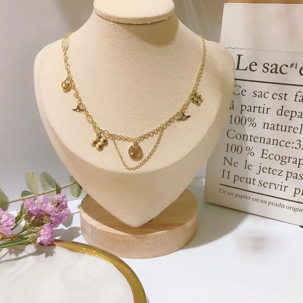 Gold lock deals necklace choker