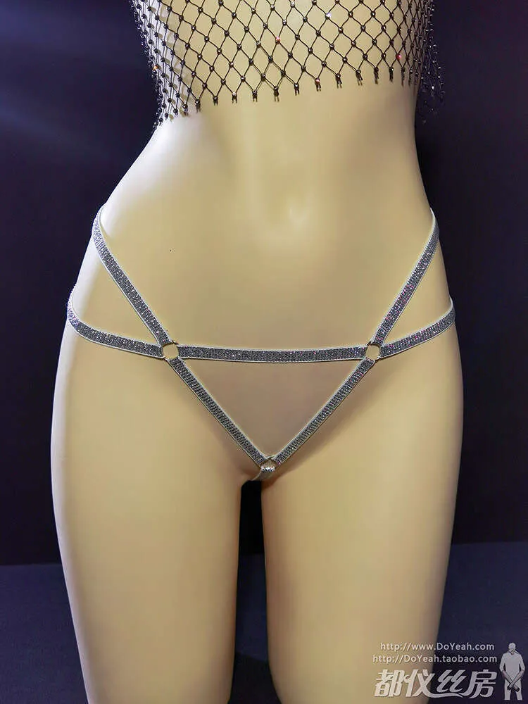 Bajo tanga online
