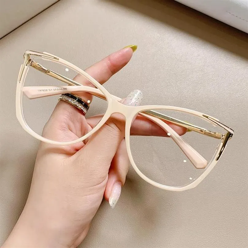 Sunglasses Fashion Blue Blocking Women TR Metal Pin Reading Glasses With Cat Eyes Frame Design Anti Blue Ray For Young Ladies Glas201d