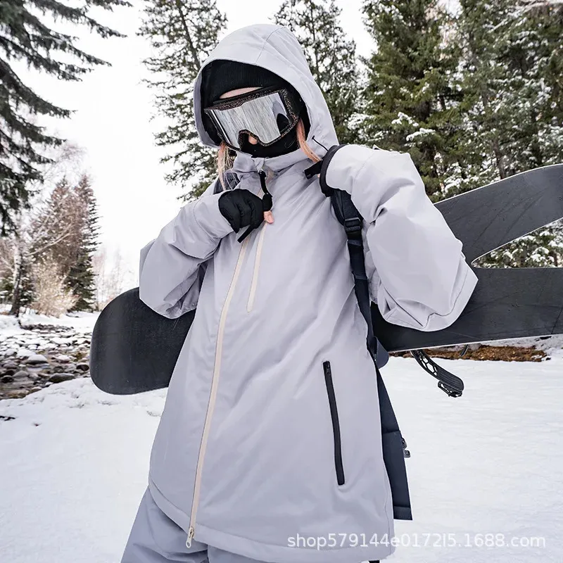 Ropa de snowboard, esqui y nieve para mujer