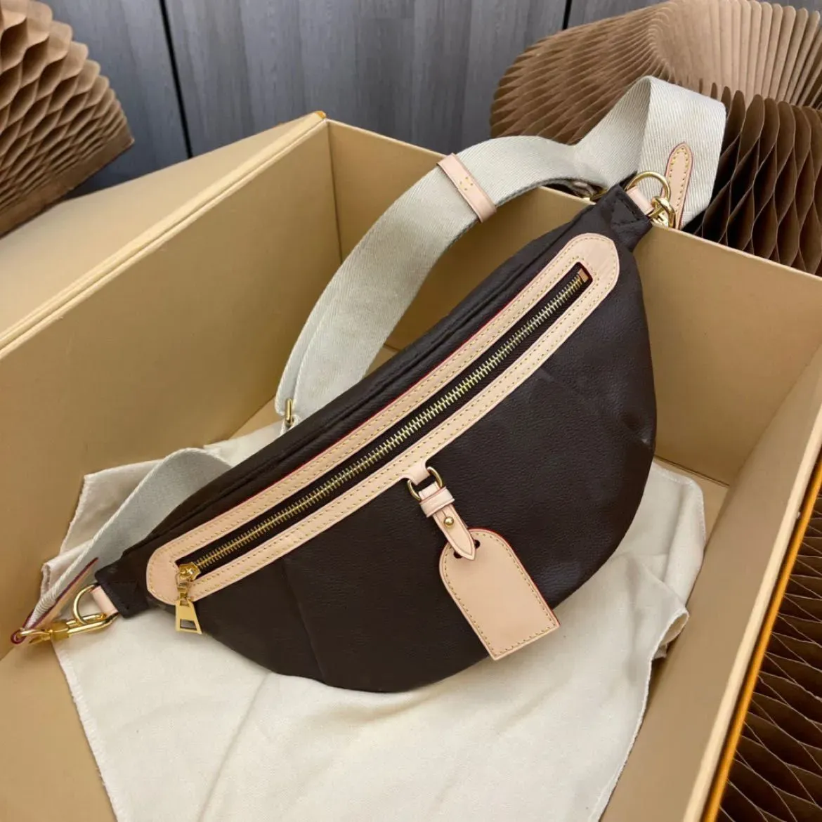 Designer Taillenbeutel Luxus Bumbag Belt Damen Geldbeutel Klassiker Cross Body Recortbags Manner Temperament Bum Bag Fanny Girl Brust Paket Entdeckung Hobo Satchels Prpu Von 40 07 DHgate