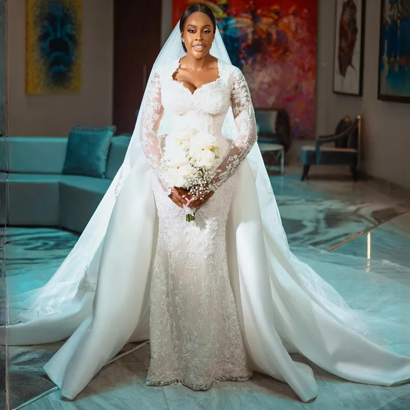 chinese dress ladies Cathedral Length Wedding Veil with Scattered Rhinestone Crystals White / Cathedral 108'' main image 0