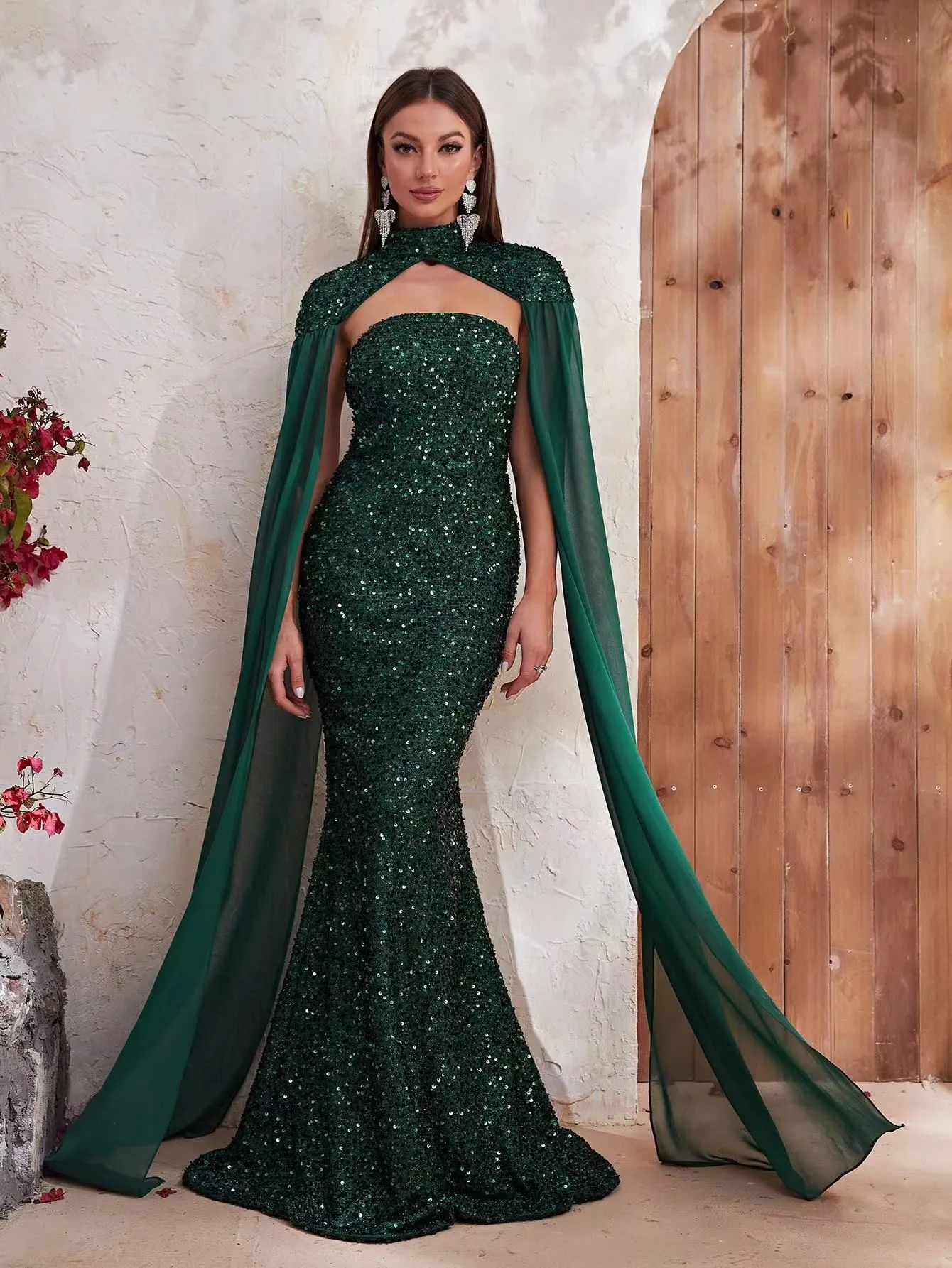 Elegant green dress processed satin – Zayna Dresses